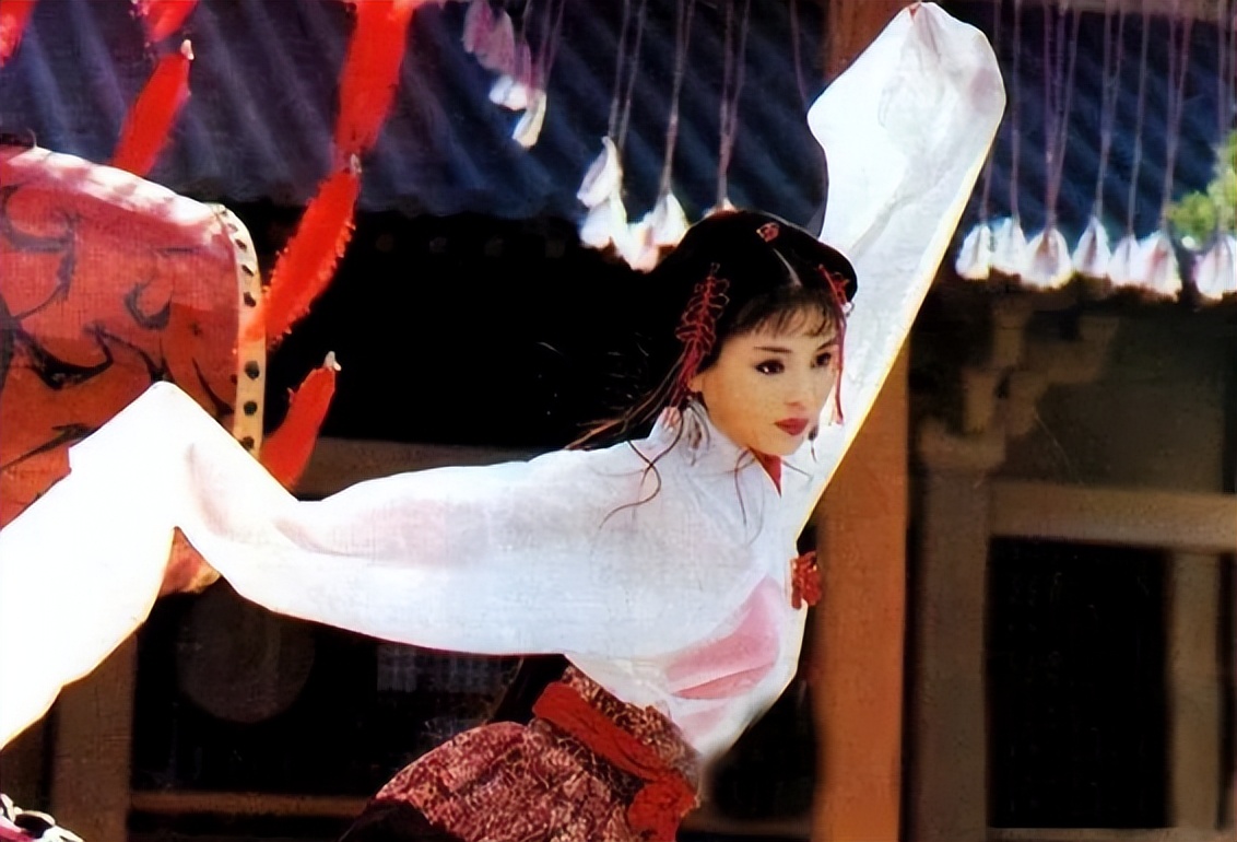 当红时为爱息影赵明明,赵明明版赵飞燕后来为什么失宠