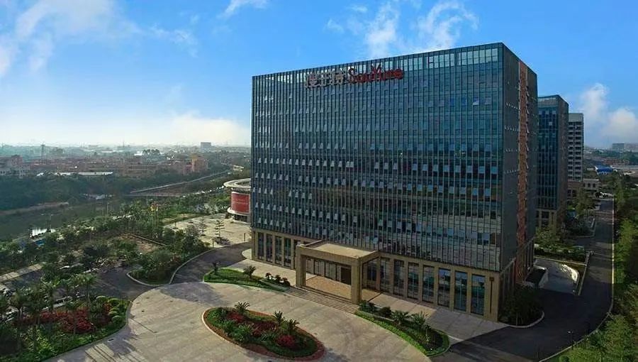 优衣库可能面临的困境,优衣库现在的现状