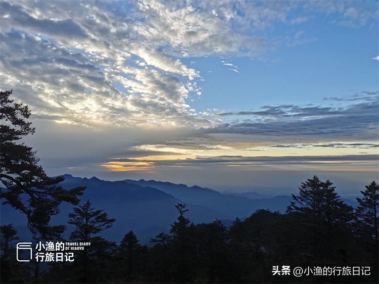 成都周边最高的观景山,日出成都雪山
