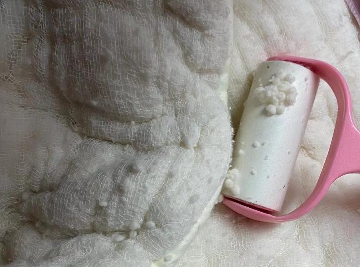 新棉被容易起球是什么情况啊,棉被起球