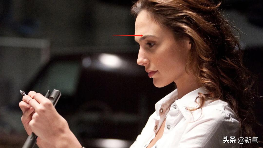 眼睛怎么才能变成星星眼,怎么让眼睛变星星眼