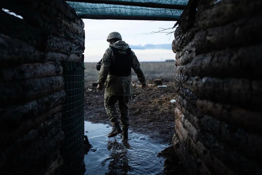 用俄罗斯的钱帮乌克兰,打赢俄罗斯?俄大使直言:他们没那个胆