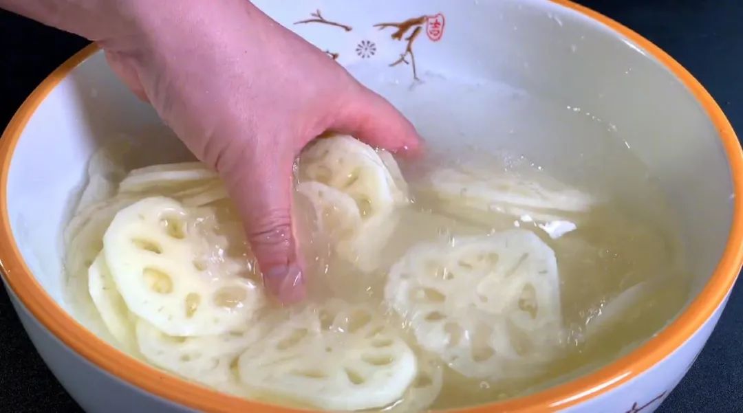 老人可以吃的碱性食物,中老年人应该常吃的五种碱性蔬菜