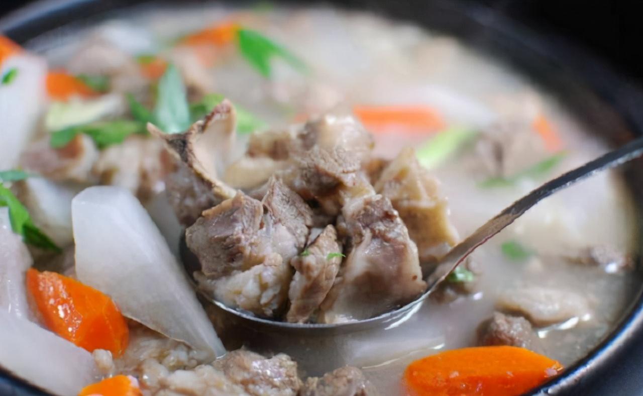 回民炖牛肉为什么好吃,回民炖羊肉最正宗的做法