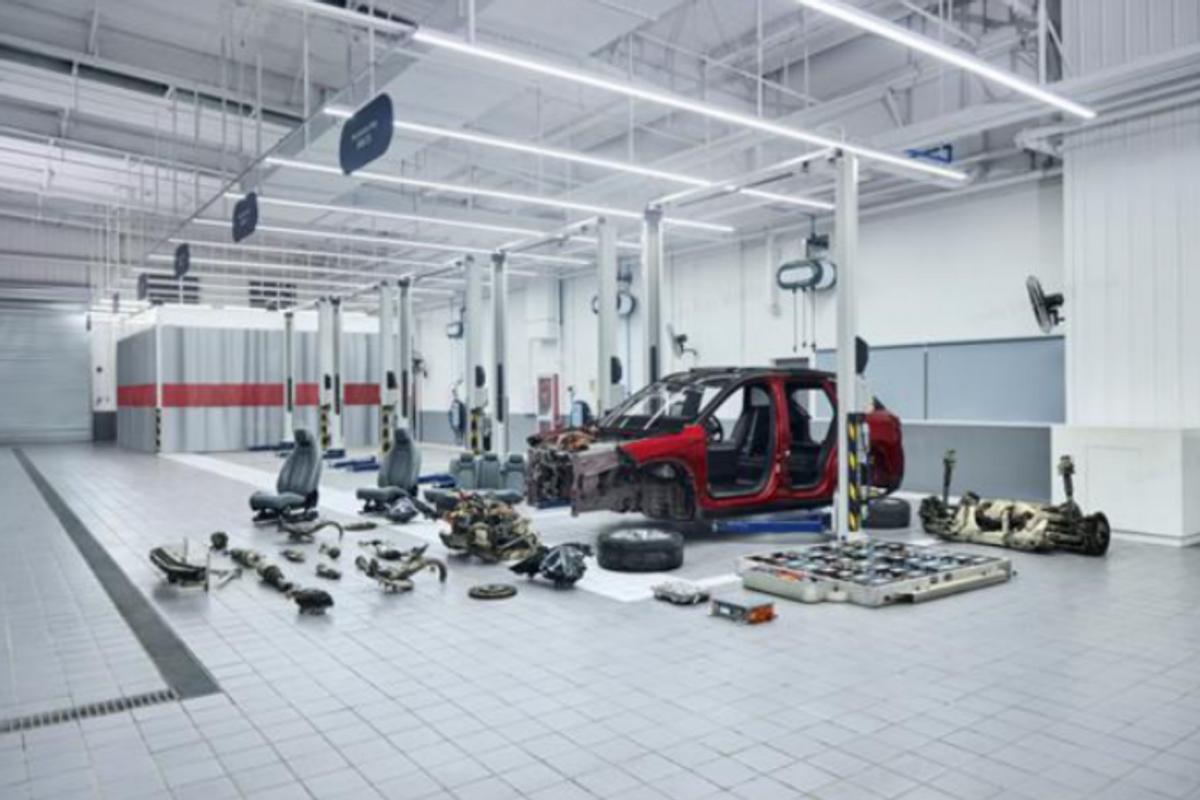 蔚来老款es6赤杨升级体验,蔚来es6新款价格调查