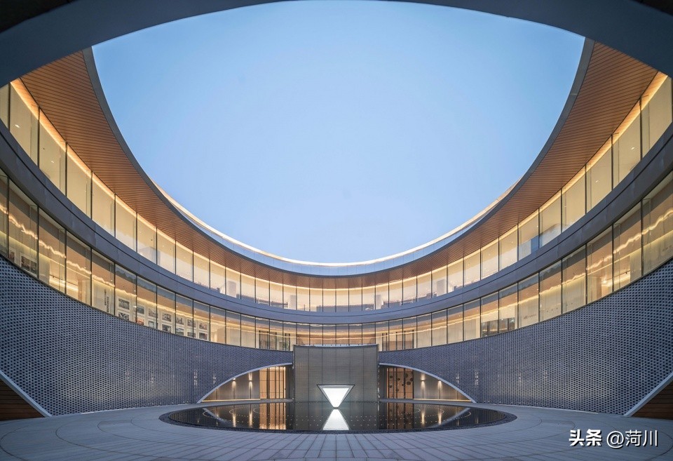 案例分享建业·蓝海郑风酒店综合体郑州上海日清建筑设计有限公司