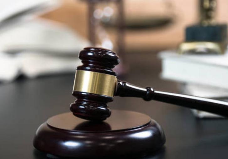 女教师被推入下水井,江西女教师被男子刺身亡