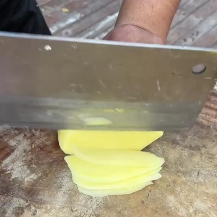 为什么炸薯片没焦但是发苦,为什么你炸的薯条不好吃