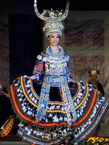 五十六个民族服饰合集,五十六个民族代表服饰图片