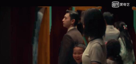 刘亦菲宋轶蓝色礼服,刘亦菲和宋轶谁更美