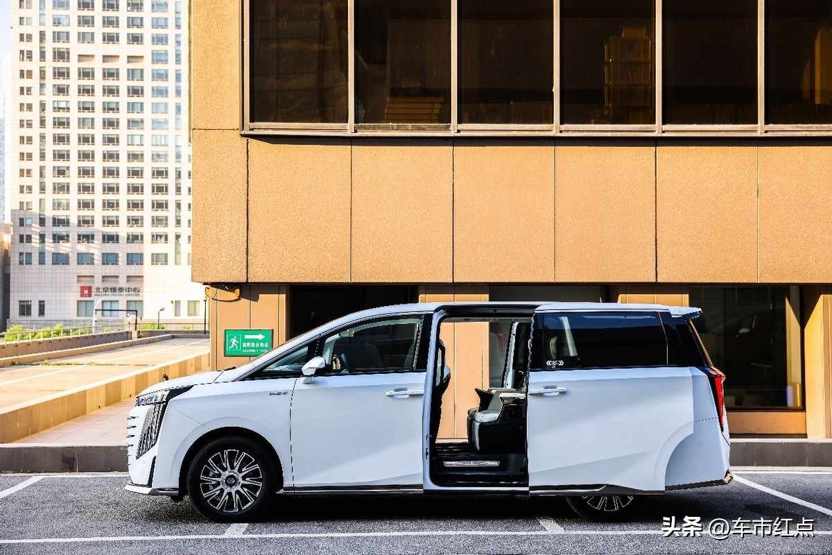 广汽传祺e9max深度试驾评测,广汽传祺e9mpv油电混合电池