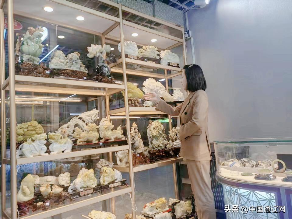 通辽太平洋广场古玩城成了网红打卡地