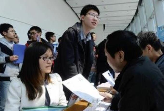 入职带最高学历还是第一学历,入职填第一学历还是最高学历