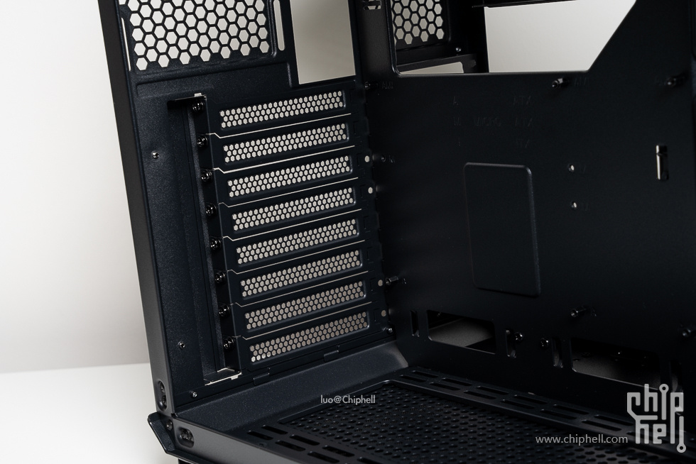 华硕tufgaminggt502弹药库白色,华硕gt502机箱黑橙搭配