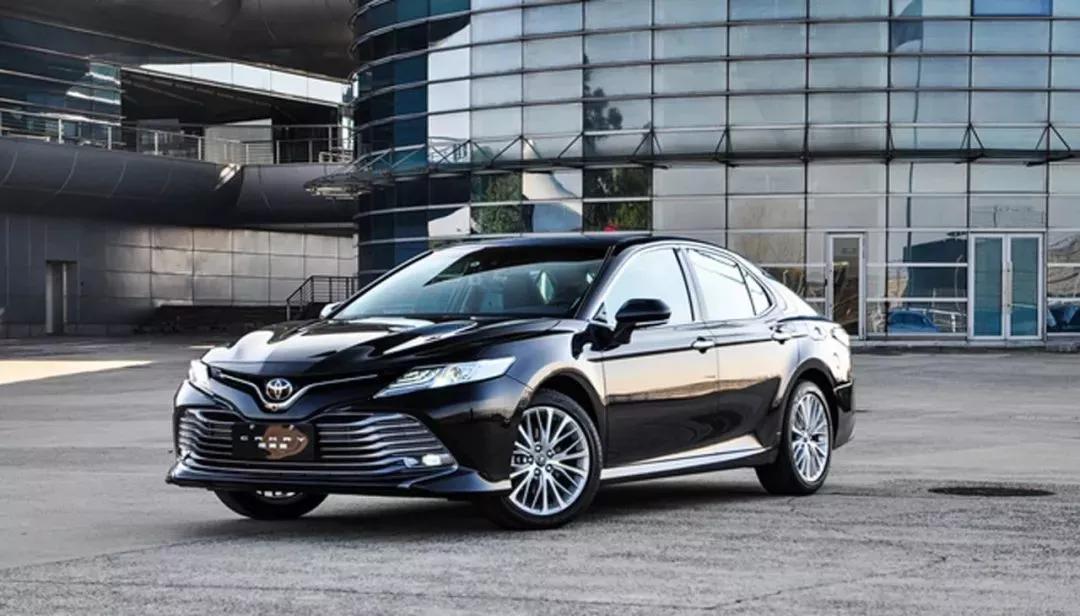 丰田凯美瑞最大气的一款,第九代凯美瑞和第八代凯美瑞区别