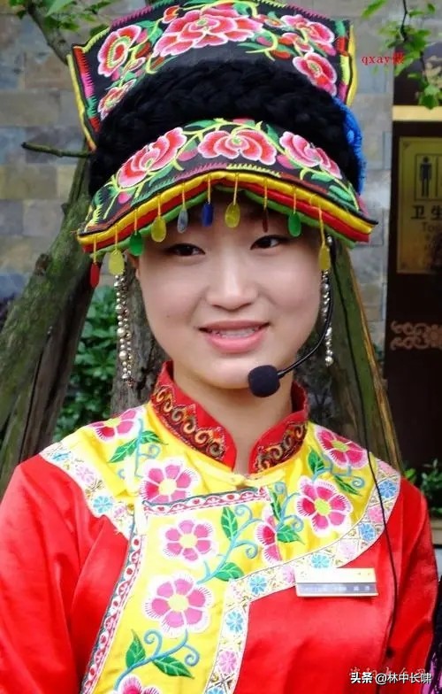 我与美丽的羌族女导游的那段网恋，还有那些汶川大地震的段子...