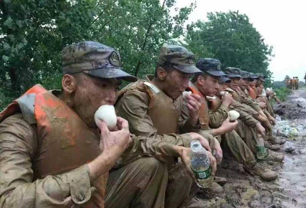 云南女孩李盈为什么要考国防科大,云南学霸李盈圆梦国防科大