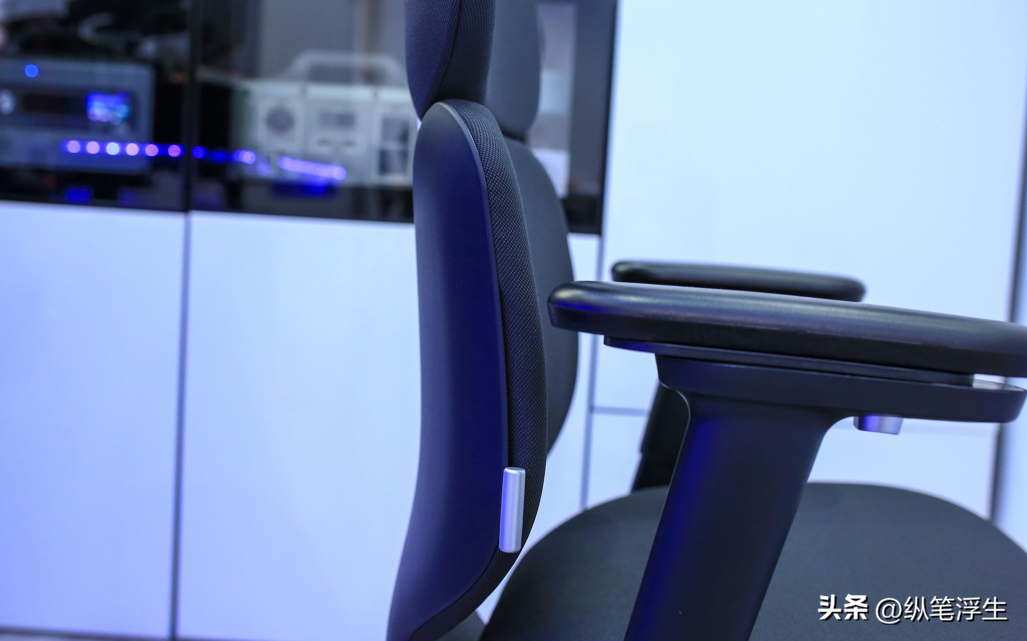 性价比椅子推荐人体工学椅,简约不占地的人体工学椅