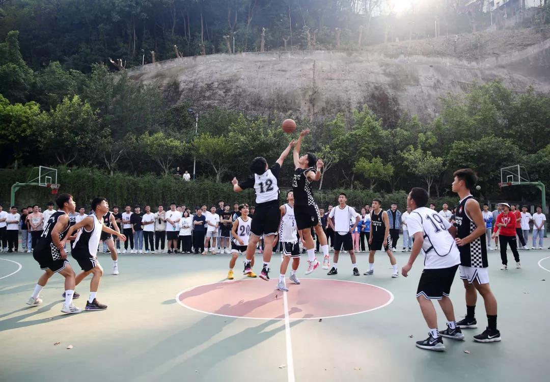 丰都中学篮球比赛,丰都县第五届篮球比赛