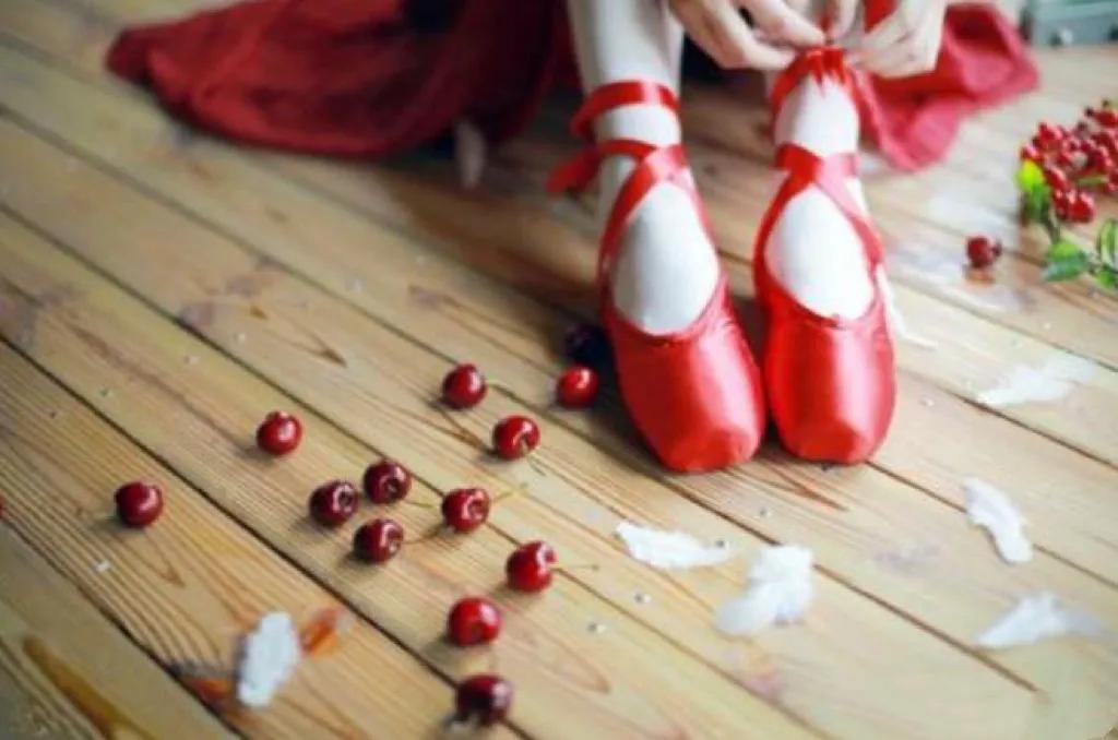 红舞鞋诡异事件,红舞鞋背后的惨案