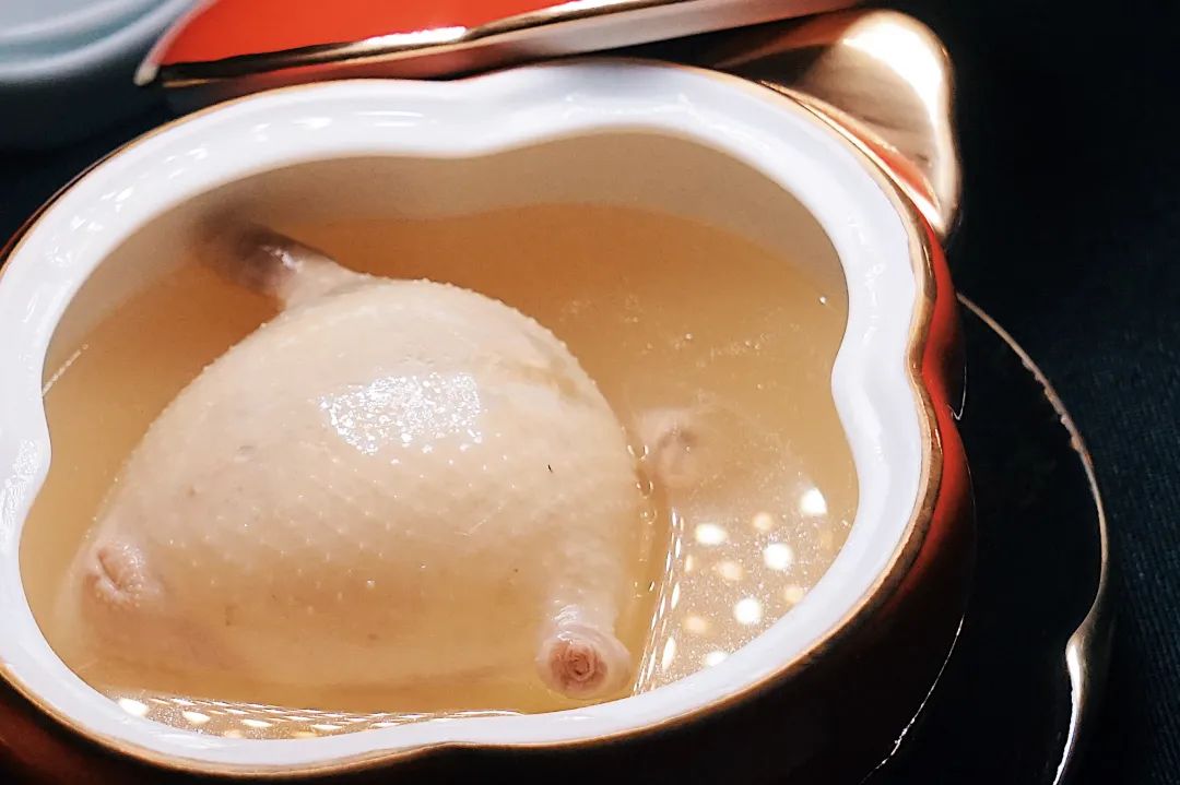 三亚必吃的酒店,三亚酒店亲子游必住酒店