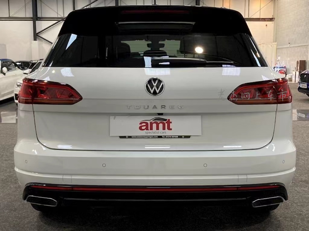 最新款途锐和卡宴的对比,途锐卡宴同底盘