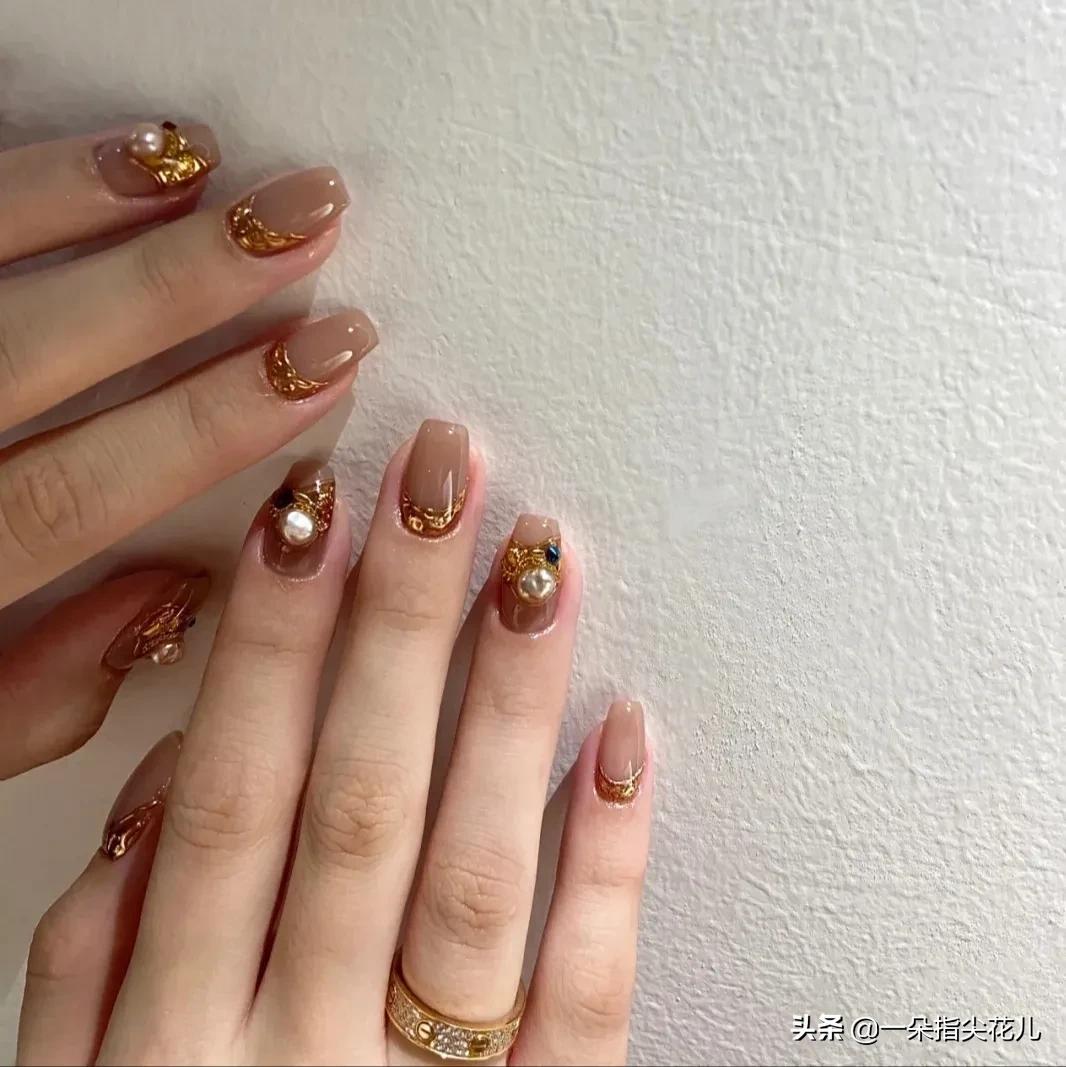 魔镜粉美甲款式教程来了,魔镜粉各种款式美甲教程