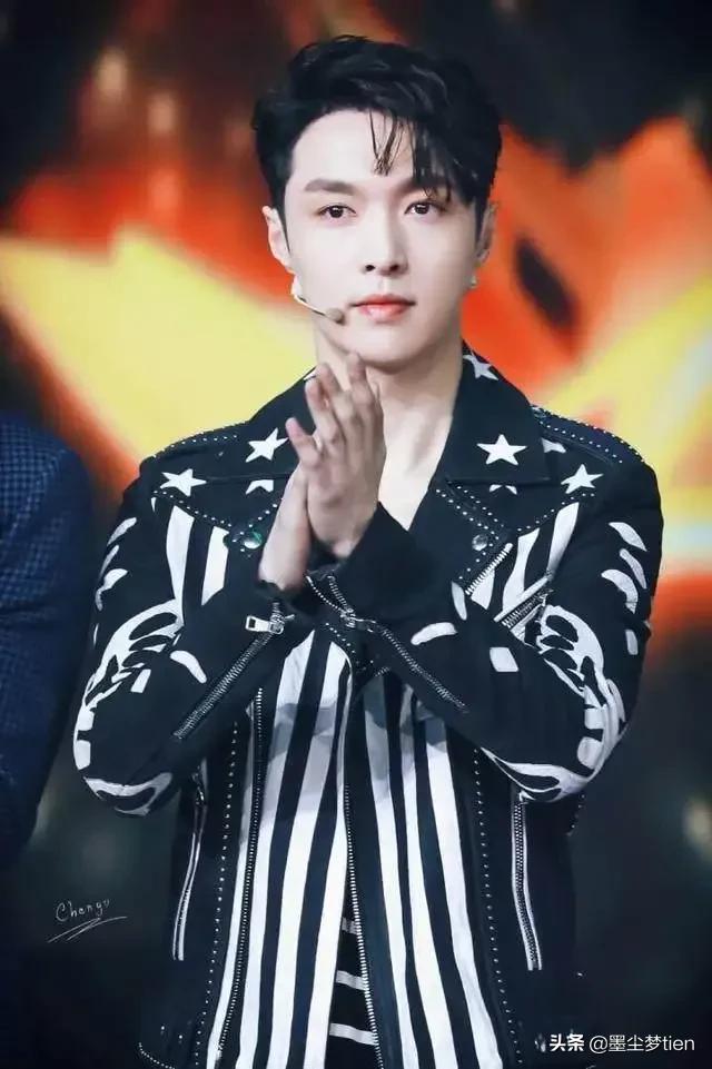 不上镜的帅哥王俊凯,王俊凯有多不喜欢化妆