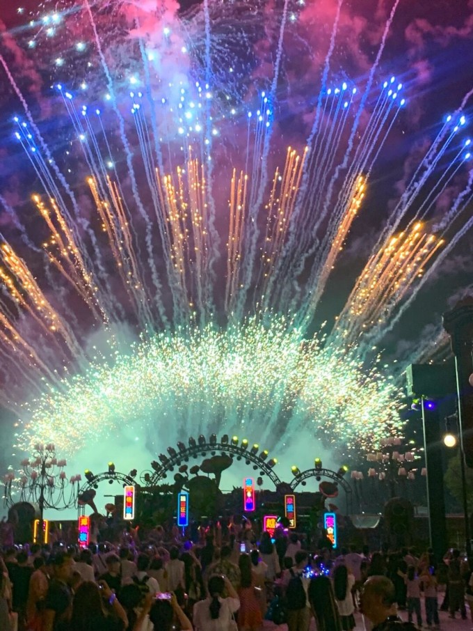 郑州游乐园方特欢乐世界,郑州冰雪大世界游乐园