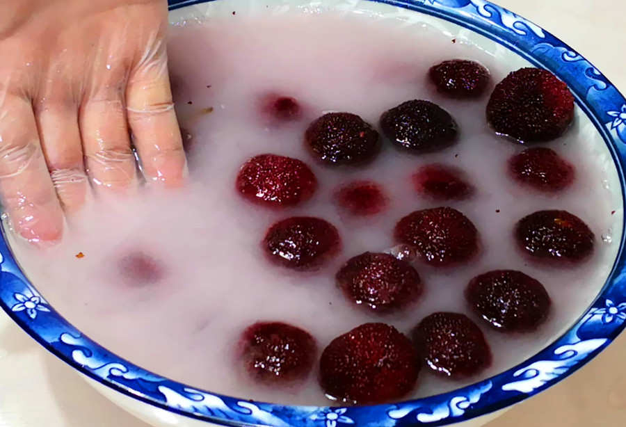 夏天两类应季水果寄生虫多,这些水果中的寄生虫一定不能忽略