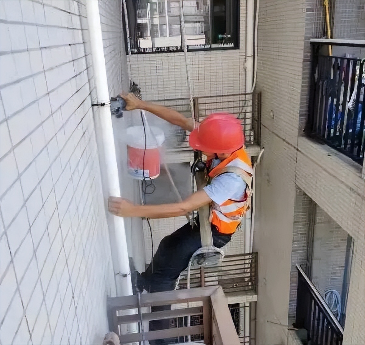 绍兴房屋漏水维修卫生间防水补漏,房屋漏水怎么补漏最快最有效