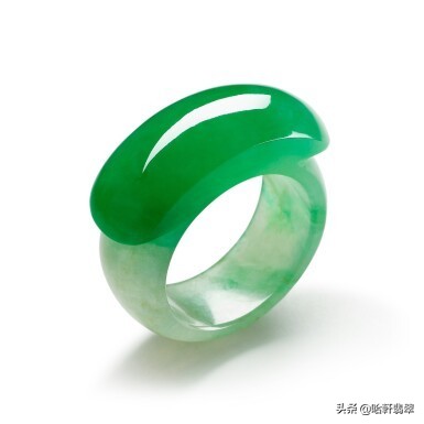 佳士得拍卖的顶级翡翠手镯,越贵越有人买的商品