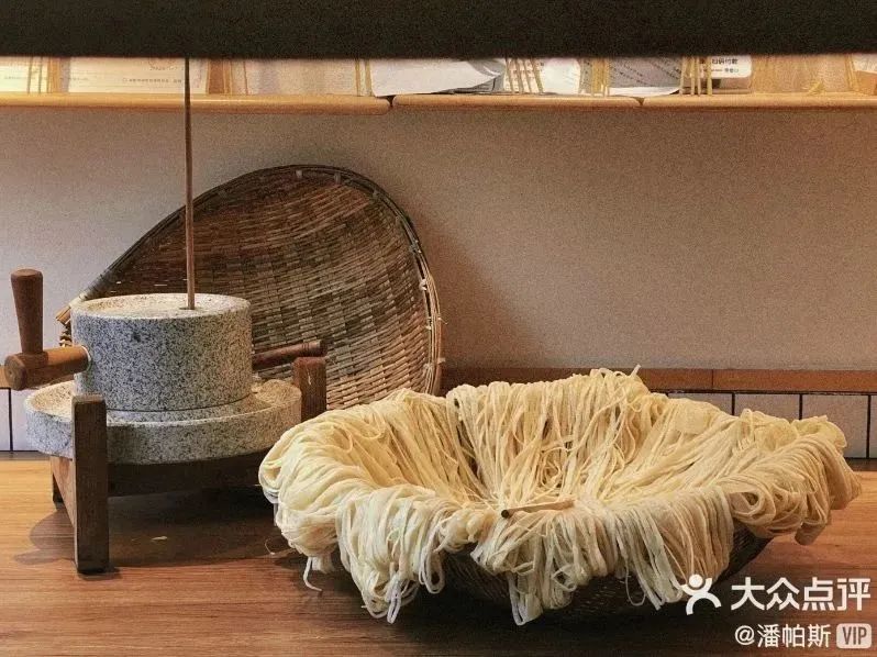 嗦粉成都美食,成都美食嗦粉