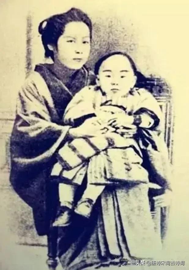 一袭袈裟一叶一菩提男女对唱版,一袭袈裟的诗句完整版