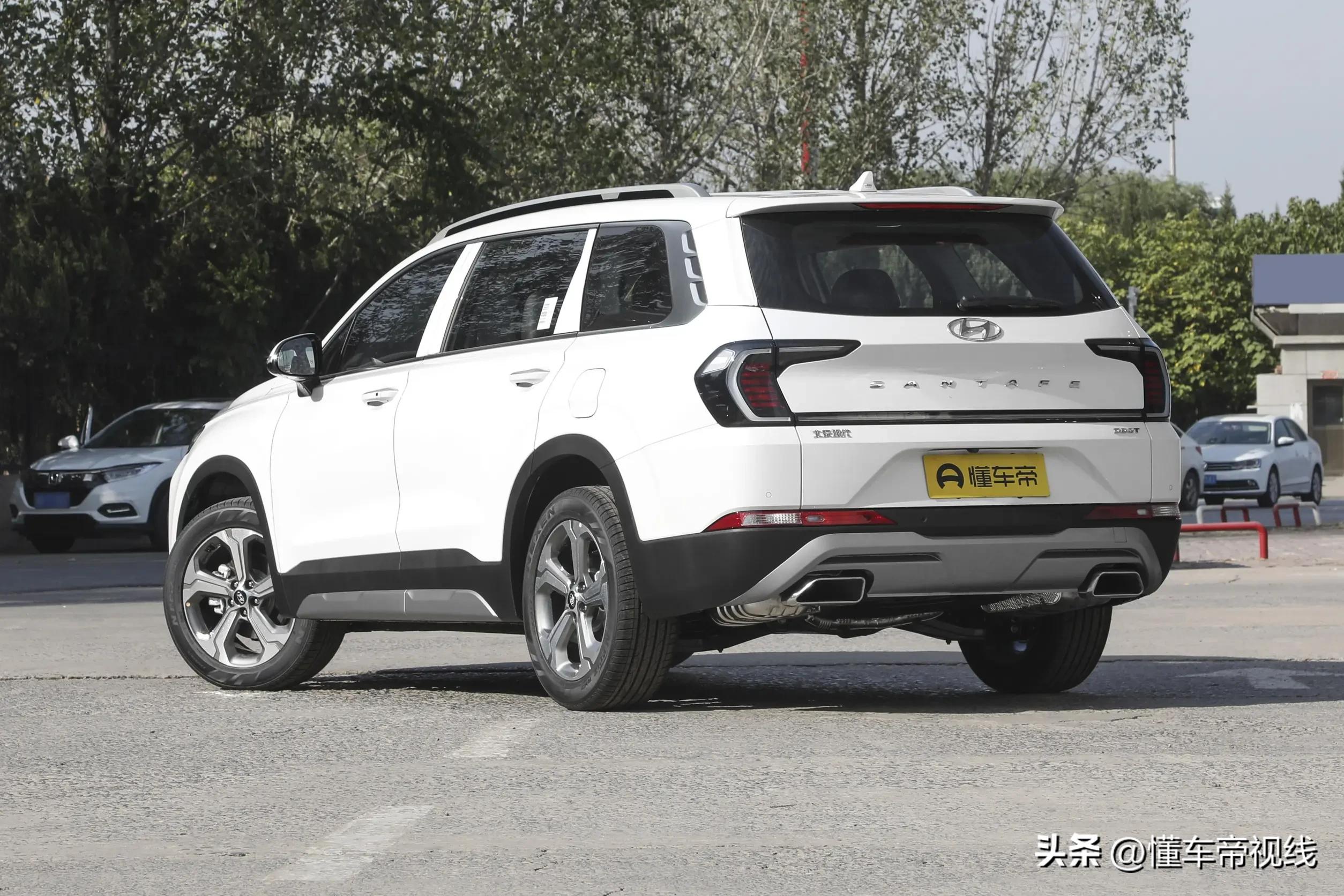 全新外观现代新款胜达官图发布,全新现代胜达特别版官图发布