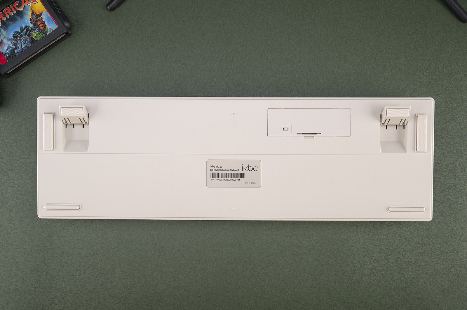 ikbc机械键盘w210女妖,勇于做减法
