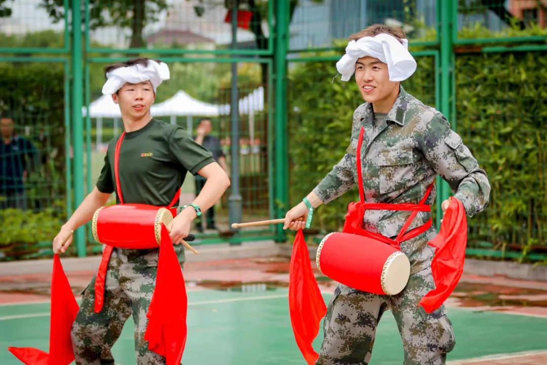 徐汇的“戎耀们”，归来仍是“最可爱的人”