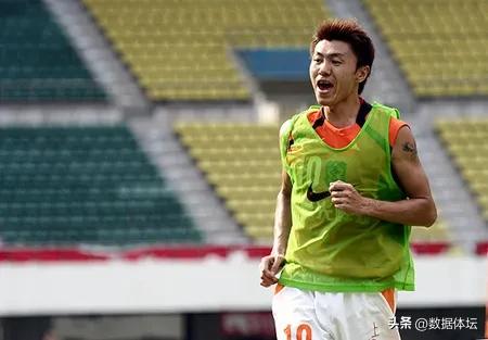 中国足球最令人难堪的重大事件,中国男足比赛烂球场面