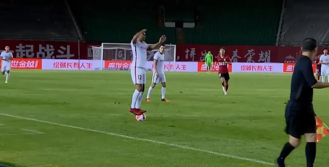 朱挺打亚冠,朱挺道歉