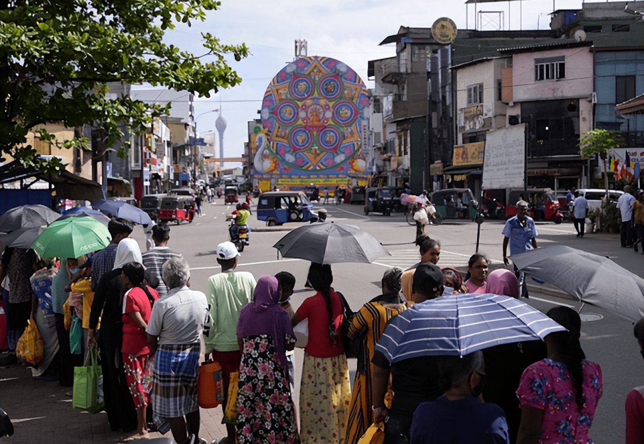 中国帮助斯里兰卡债务重组,斯里兰卡欠中国560亿能还吗