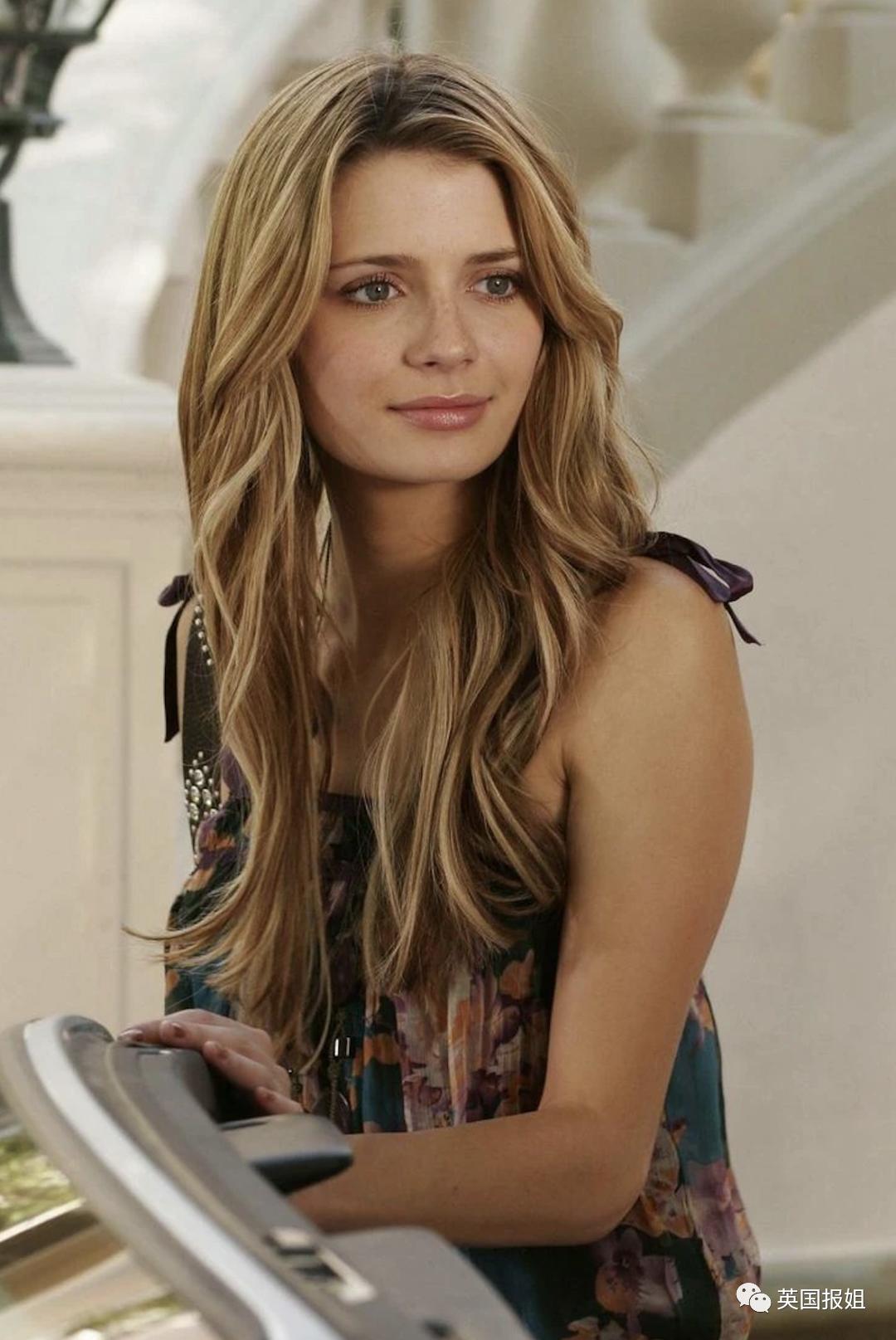 美国甜心美少女出道即爆火，却被亲妈下药控制当赚钱工具