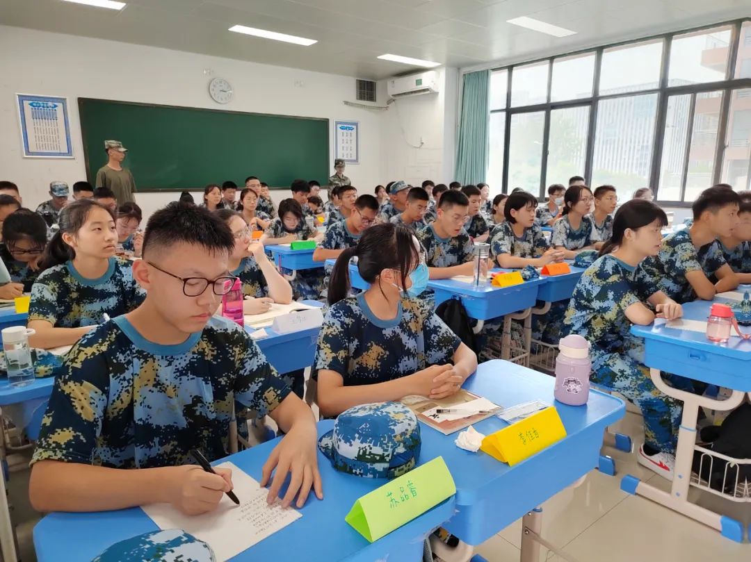 郑州高中学校军训,郑州市各高中军训