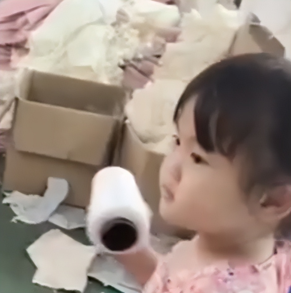 妮妮工厂小员工,妮妮的真实妈妈