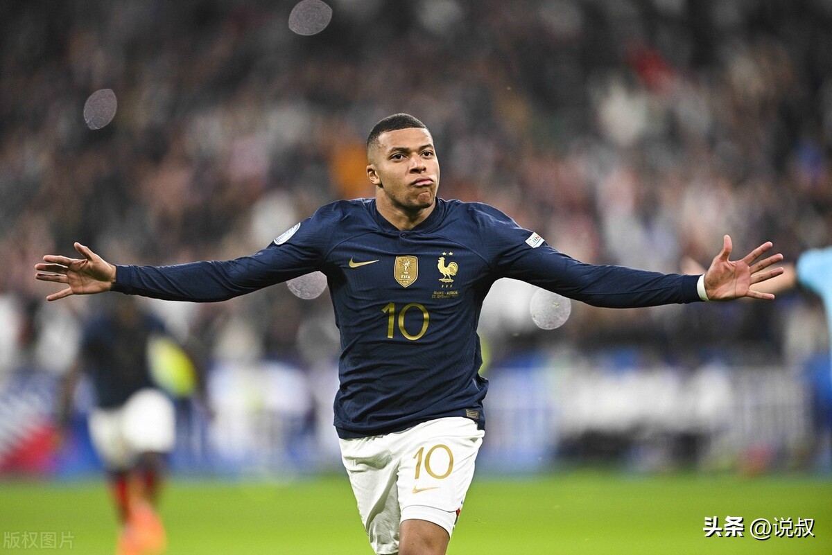 刚来的哈兰德和现在的哈兰德,哈兰德庆祝动作与球迷互动