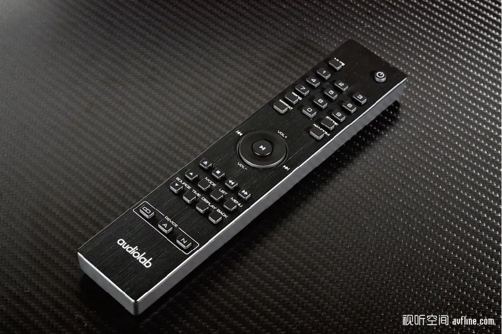 鲜活表情加上稳重低频：评Audiolab9000A放大器与9000CDTCD转盘