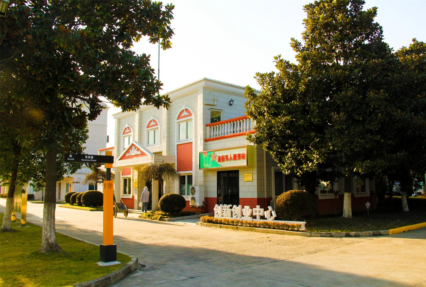 上海交大合并了哪个医科大学,上海理工大学哪些学校合并