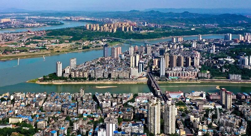 一体两翼泸州,泸州一体两翼方案