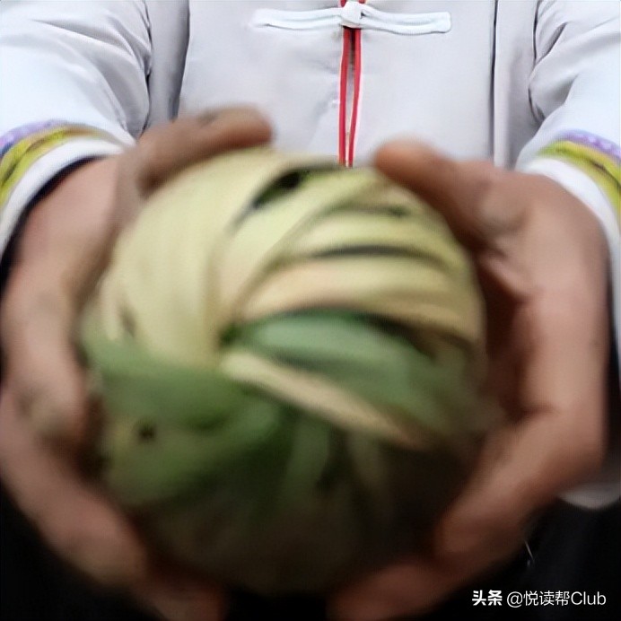 仡佬族打秋千运动,仡佬族打篾鸡蛋游戏图片