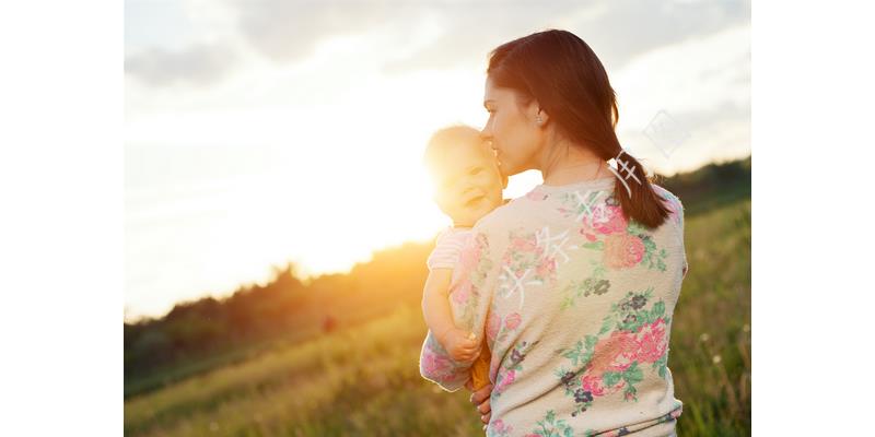男子不愿替岳父看病,丈夫不愿出钱给岳母治病