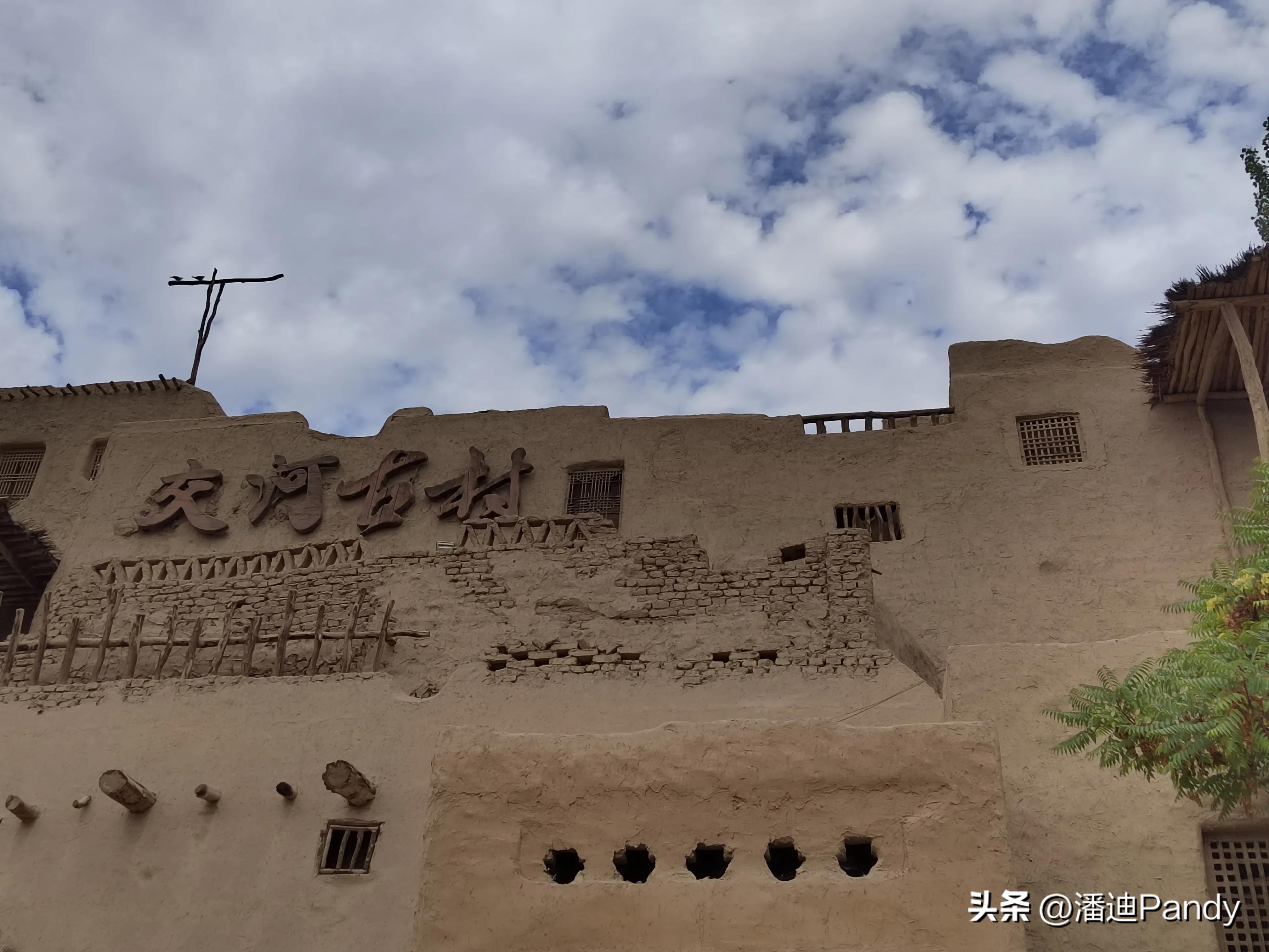 去吐鲁番沙漠玩攻略,去吐鲁番坐车攻略